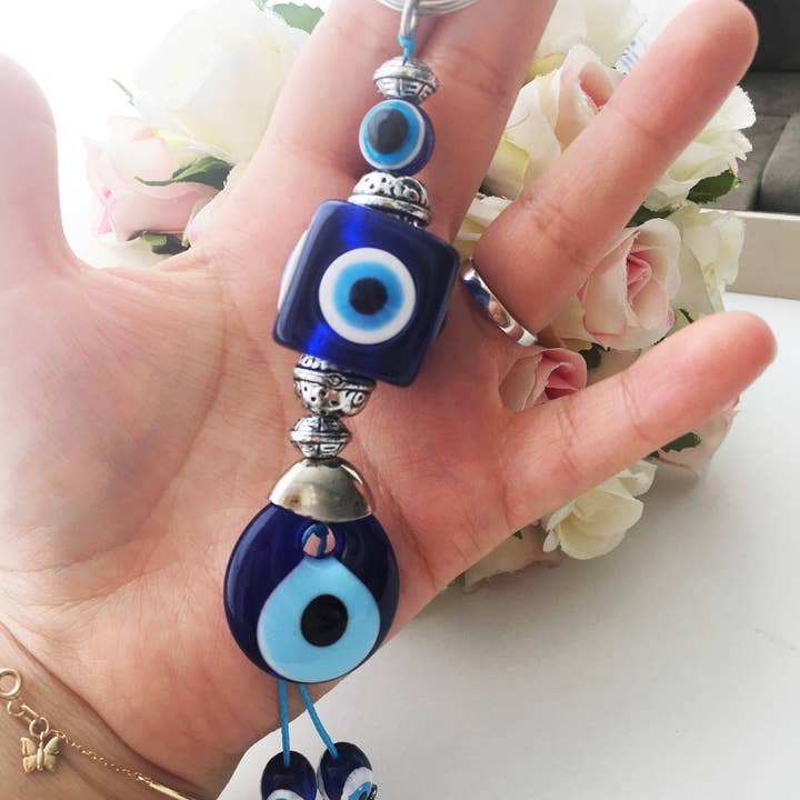 Evileyefavor – wholesale Nyckelringar - Dam – Onda ögat nyckelring, Square Evil Eye pärlor, Evil Eye nyckelring, Onda ögat väska Charm4