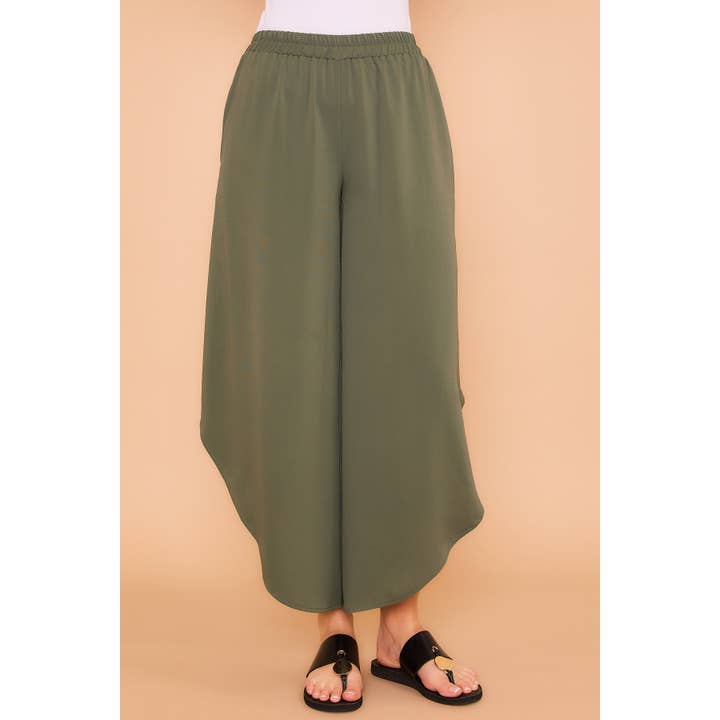 Pantalon taille haute à ourlet tulipe pour la vente par Cozy Casual, Inc.