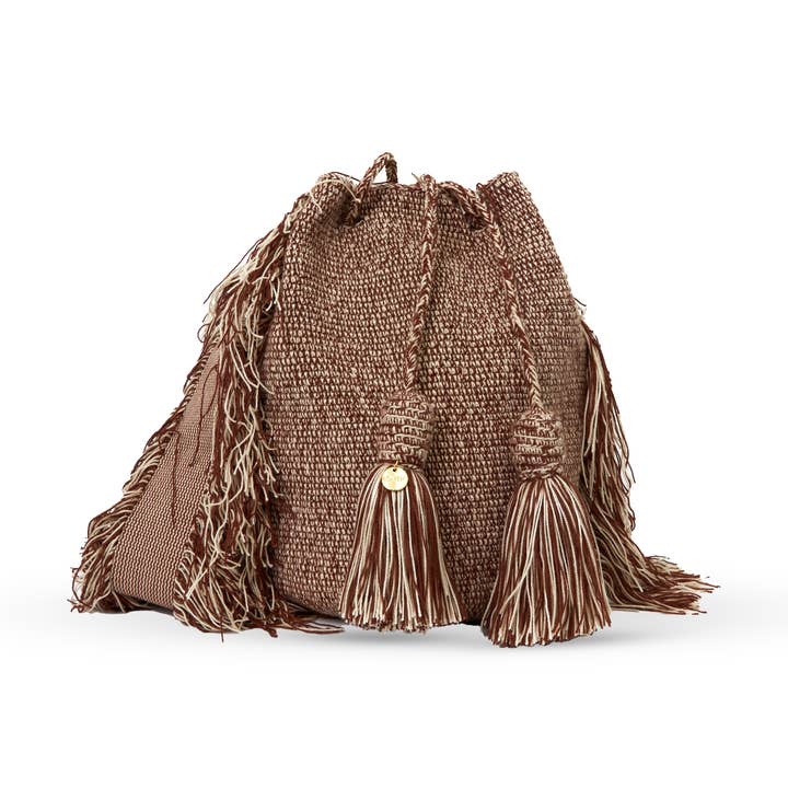 Yara - Sac à main marron avec franges pour la vente par Lombia + Co.
