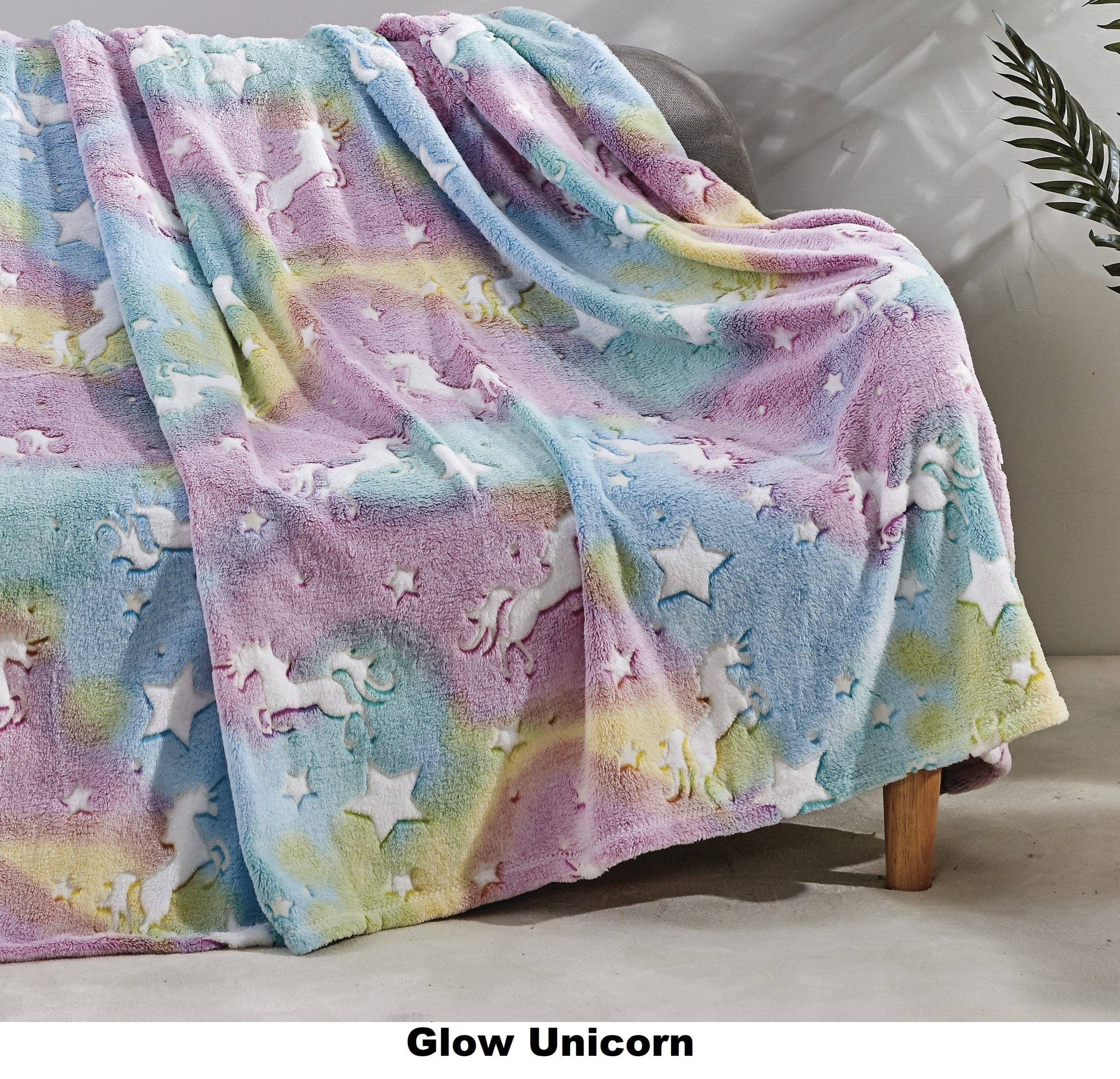 Infinite Basics - Wholesale Throw Blanket - Christmas Blanket Cozy Festive Holiday Throw Blanket 50" x 60"52