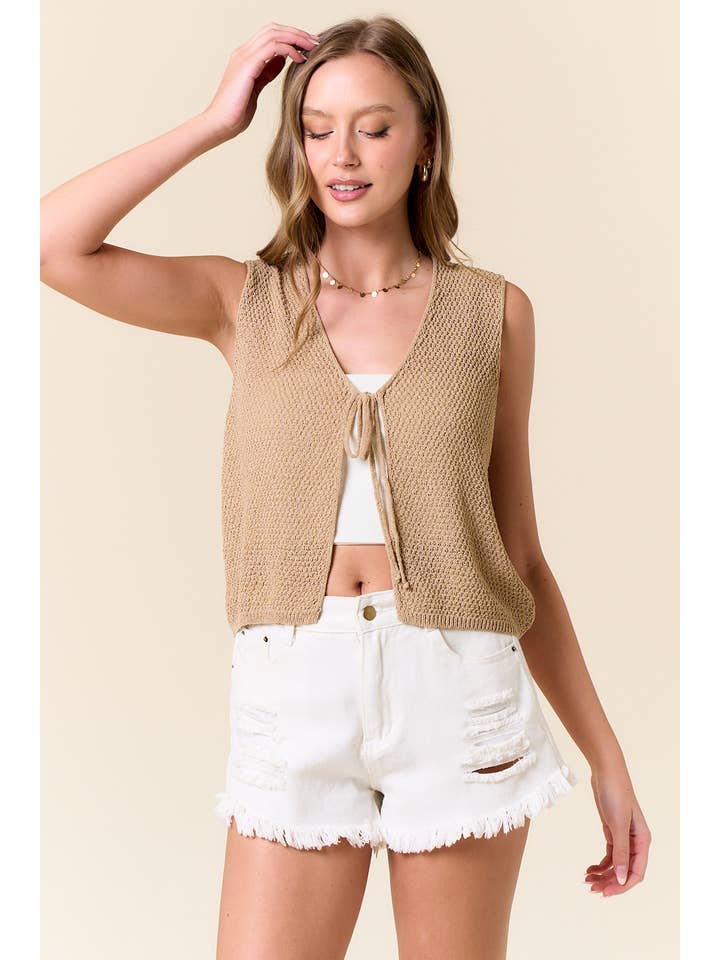 Doe and Rae - Wholesale Outerwear Vest - Women's - V-NECK TIE FRONT KNITTED VEST - 10683J