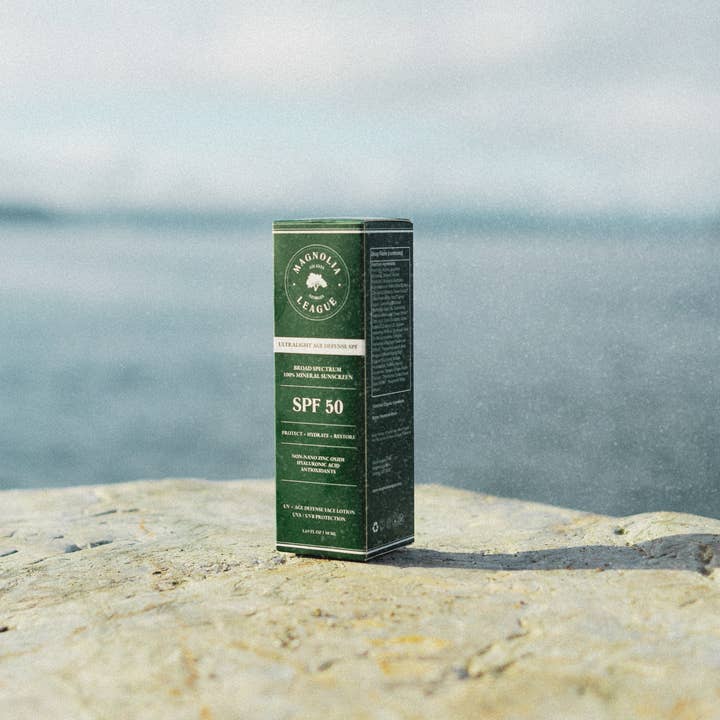 Magnolia League - Wholesale Sunscreen - Ultralight Age Defense SPF3