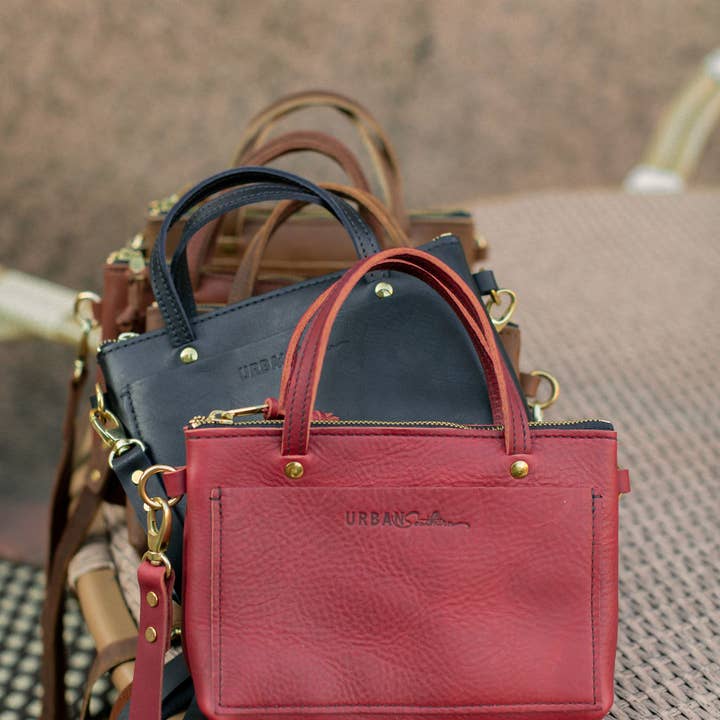 Urban Southern - Wholesale Crossbody Bag - Women's - Cassidy Crossbody
7