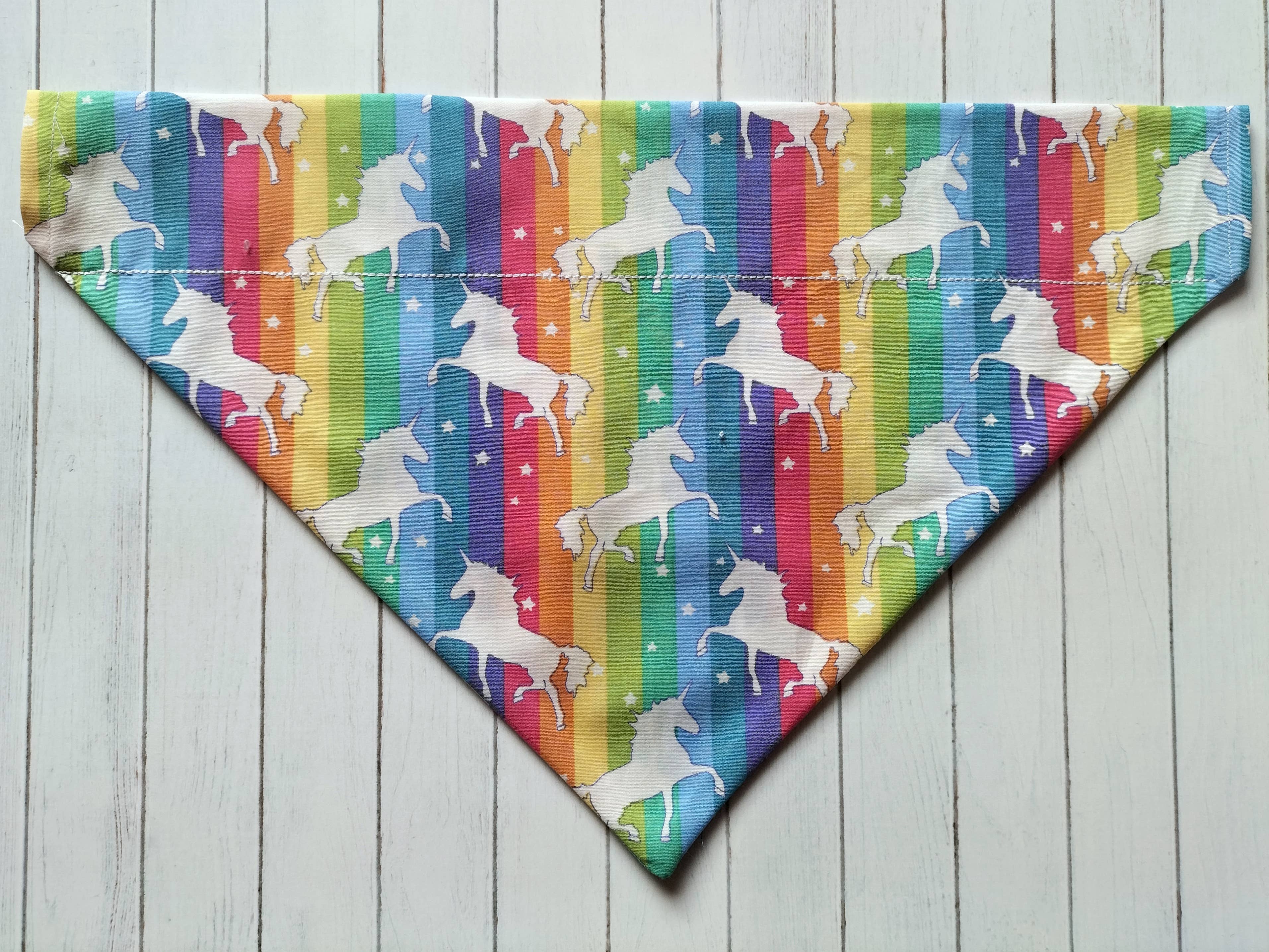 Hannah and me – Engroshandel Bandana - Hund – Rainbow unicorn hund bandana, slip på, tilbehør til kæledyr7