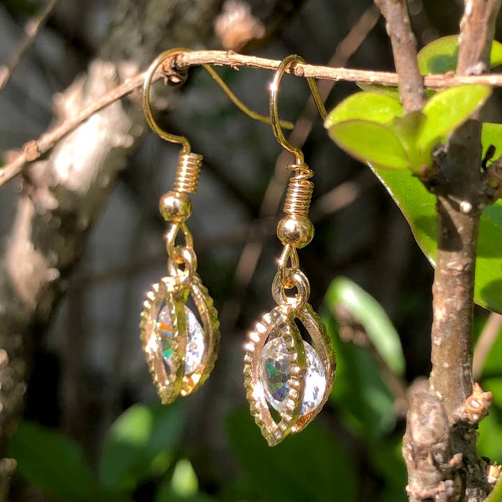 Pendientes Lágrima de Miriam para venta al por mayor de Morpha Morabeza