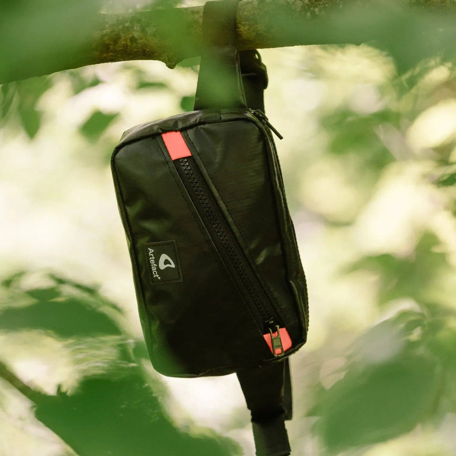 Artefact – Engroshandel Bæltetaske - Unisex – Næsehornsfugl - Banan - Sort/Kano4