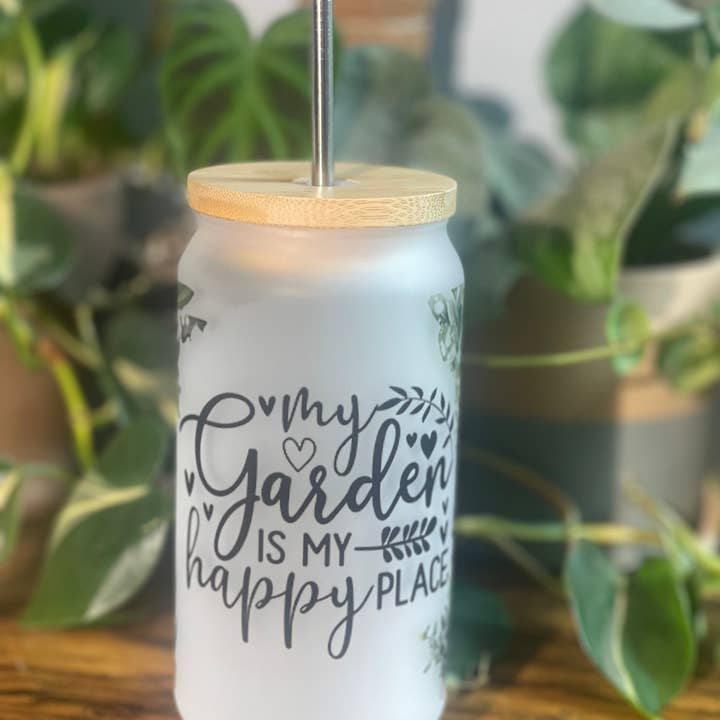 Gobelet en verre My Garden is My Happy Place pour la vente par The Potted Oasis