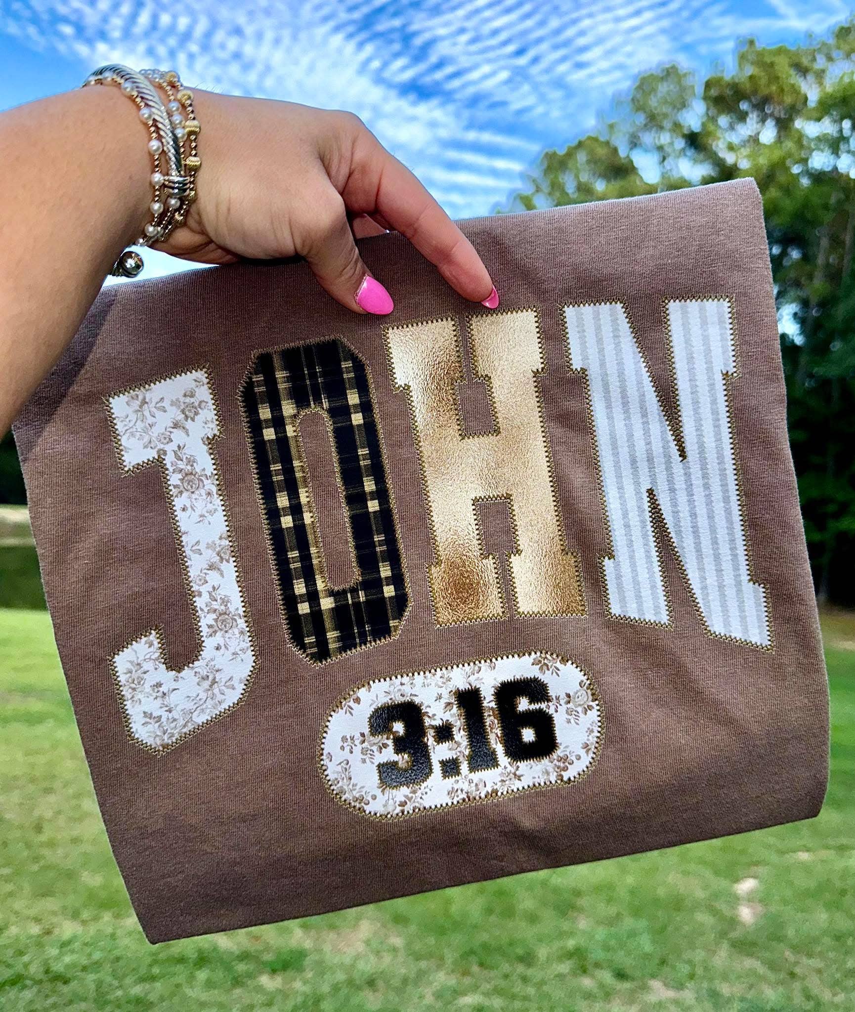 ZZ Threadz - Wholesale Screen Printed T-Shirt - Women's - John 3:16 Faith Comfort Colors Graphic Tee0