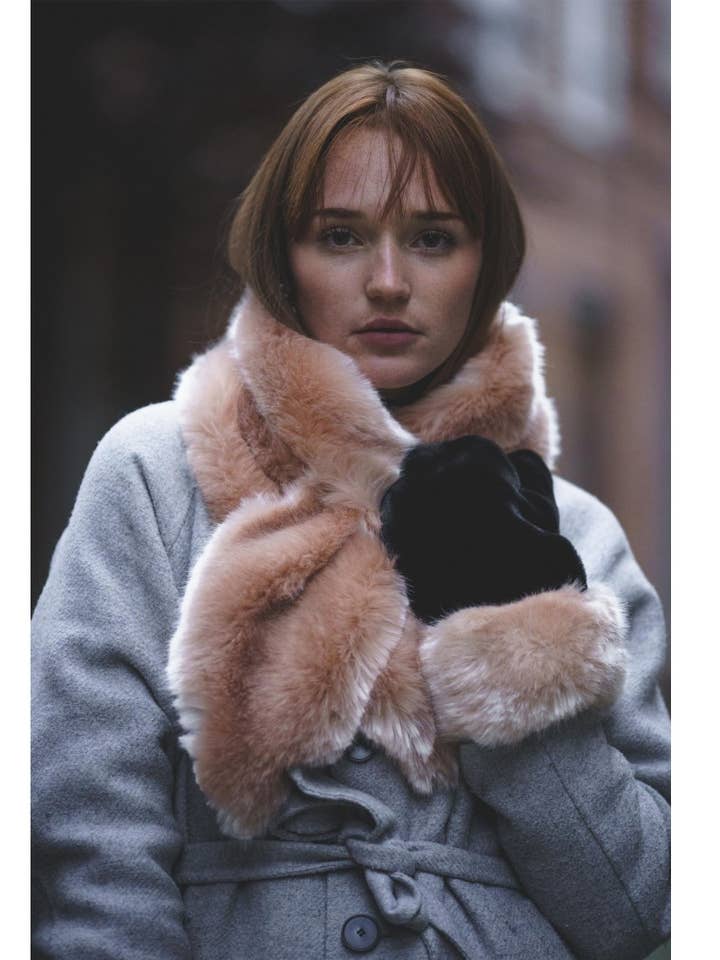 Lenço Soline Faux Fur de alta qualidade por atacado de ALINE