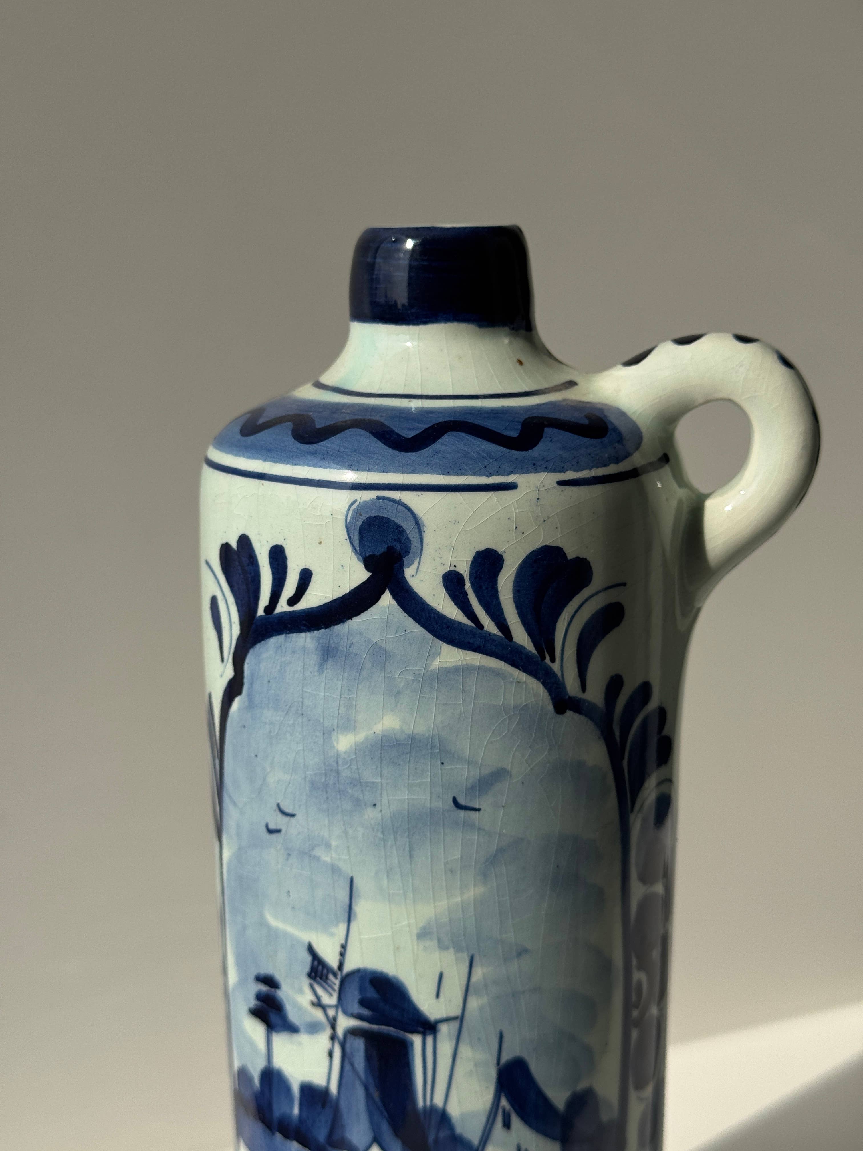 Office Objets - Wholesale Vase - Blue and white Dutch jug H242