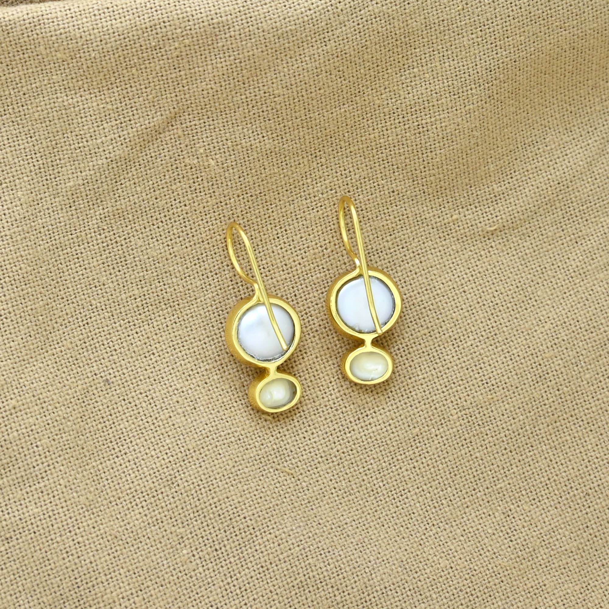 Schmuckoo Berlin - Wholesale Dangle Earrings - Primrose Earring Gold Plated - Pearl2