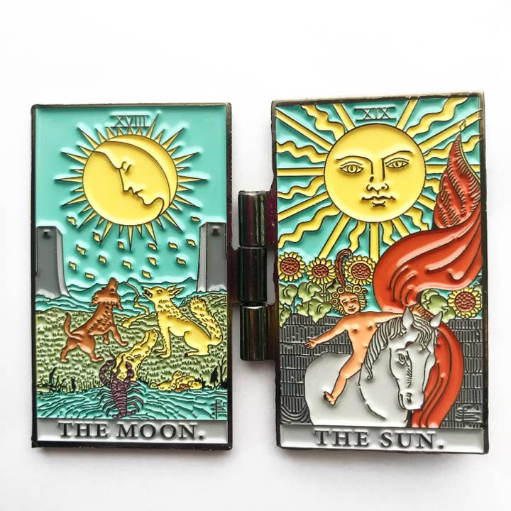 Memento Mori Goods – Großhandel Anstecker/Button – Der Himmlische Trio-Pin3