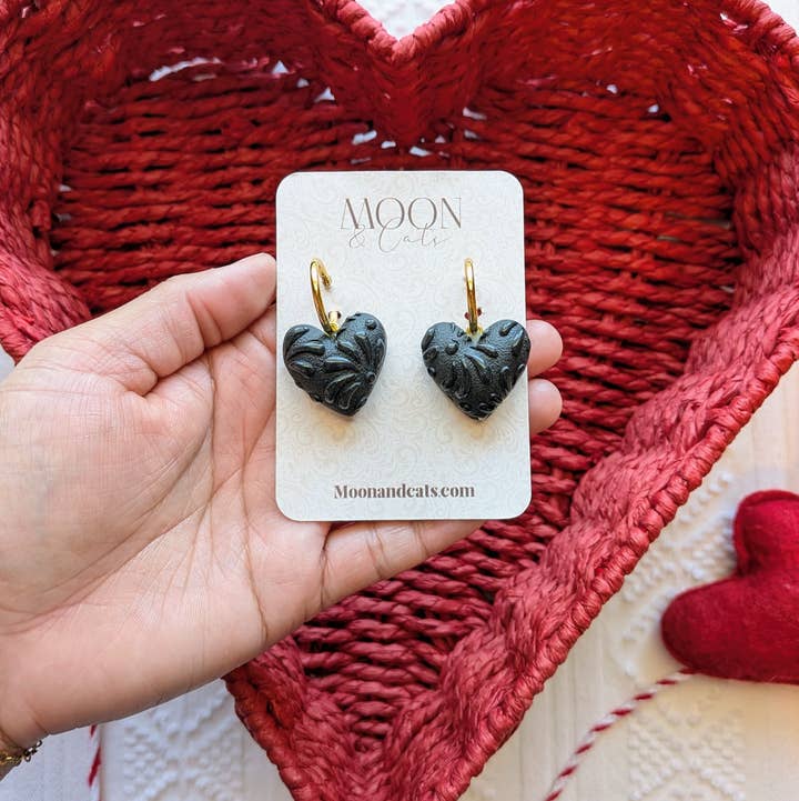 Moon & Cats - Wholesale Dangle Earrings - Black on black talavera hearts1