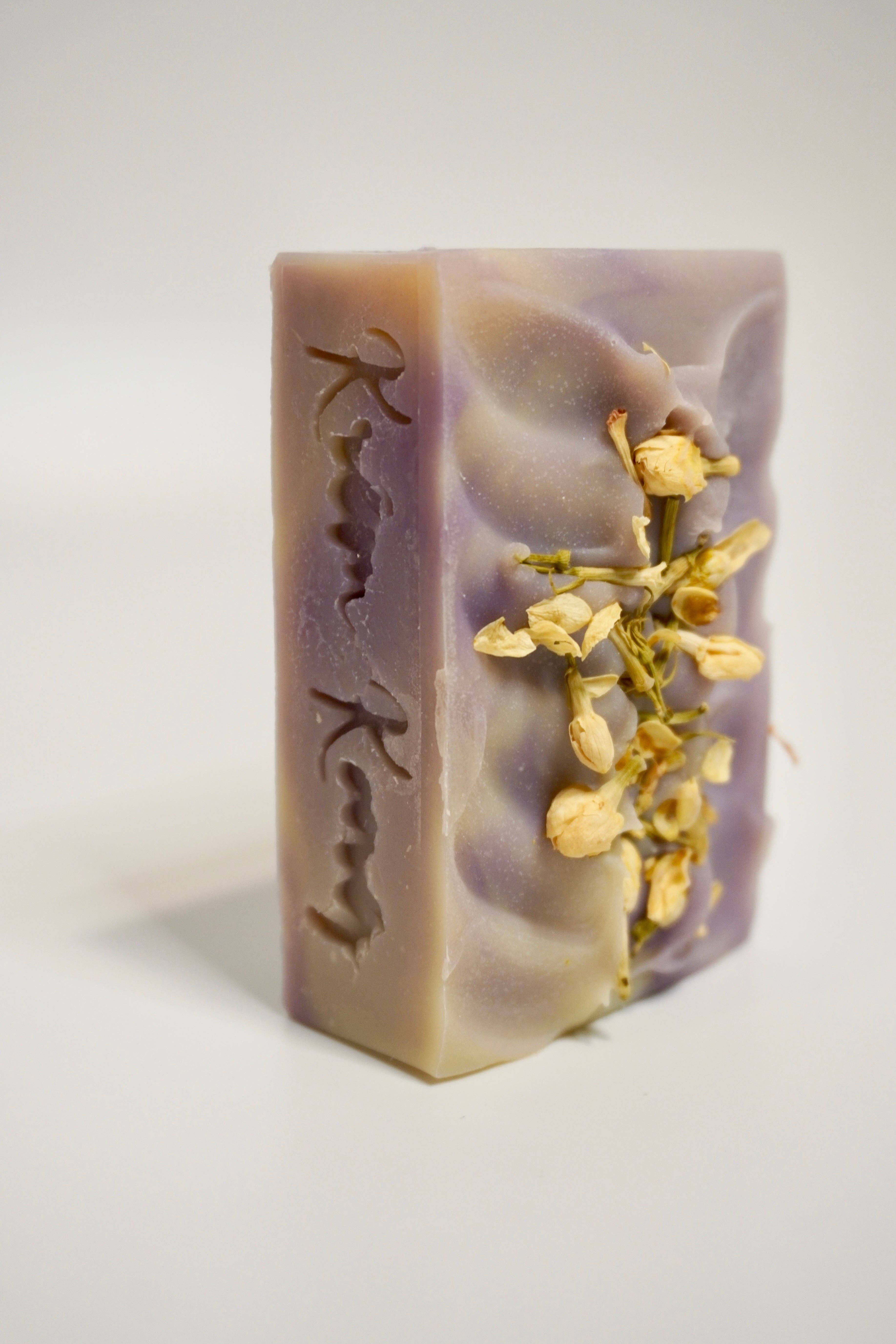 Krem au Krem, LLC - Wholesale Bar Soap - Natural Organic Savons (Hair & Body Bar)10