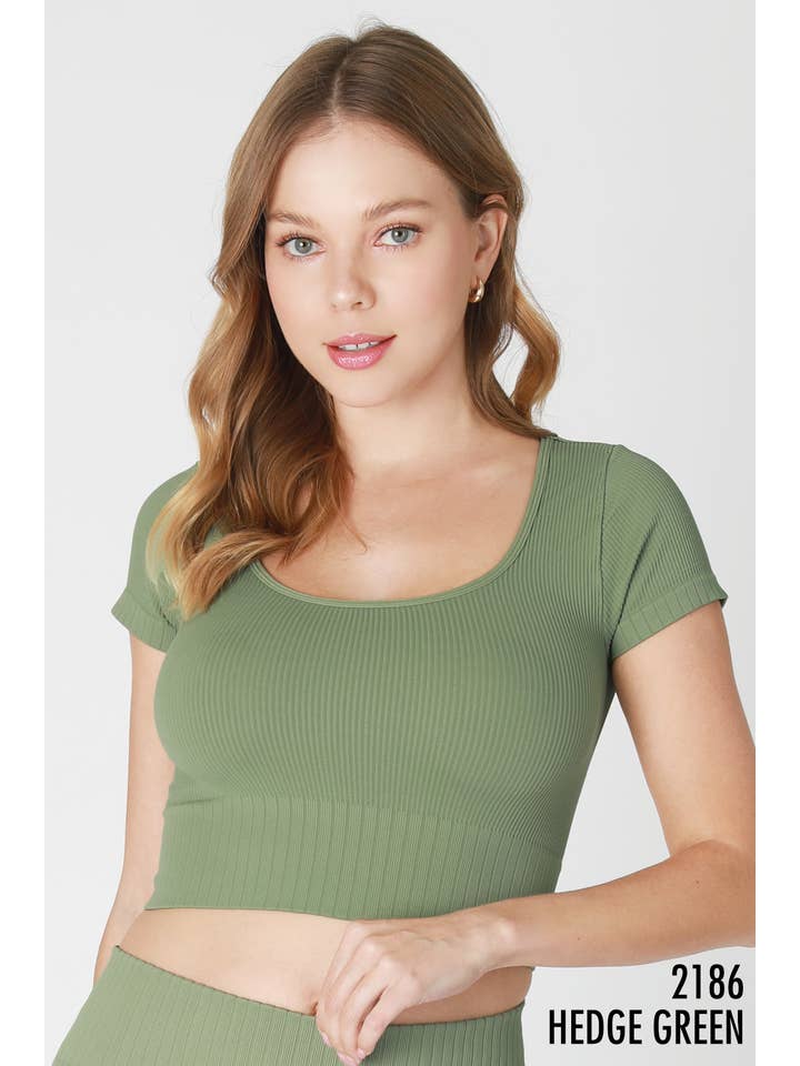 NIKIBIKI - Wholesale Knit Top - Women's - NS8230 - Scoop Neck Crop Top