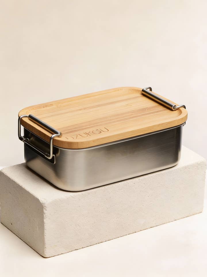 Stainless Steel Lunch Box with Bamboo Lid & Divider – 800 ml for wholesale by Dzukou B.V.