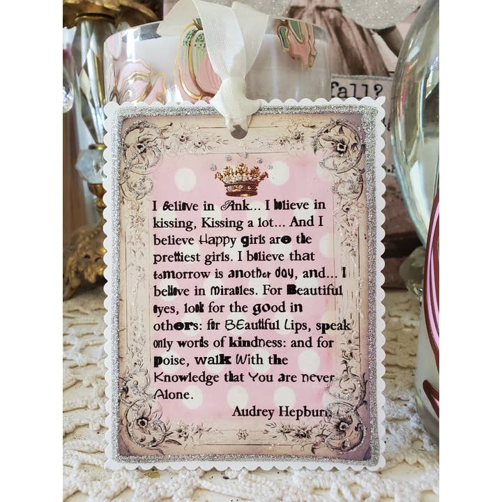 Little Heart Designs - Wholesale Gift Tag - Audrey Hepburn I Believe in Pink Quote Large Gift Tag