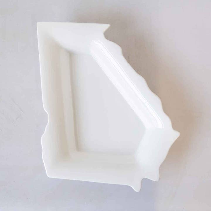 The Royal Standard - Wholesale Platter - Georgia Shaped Platter White 10 "