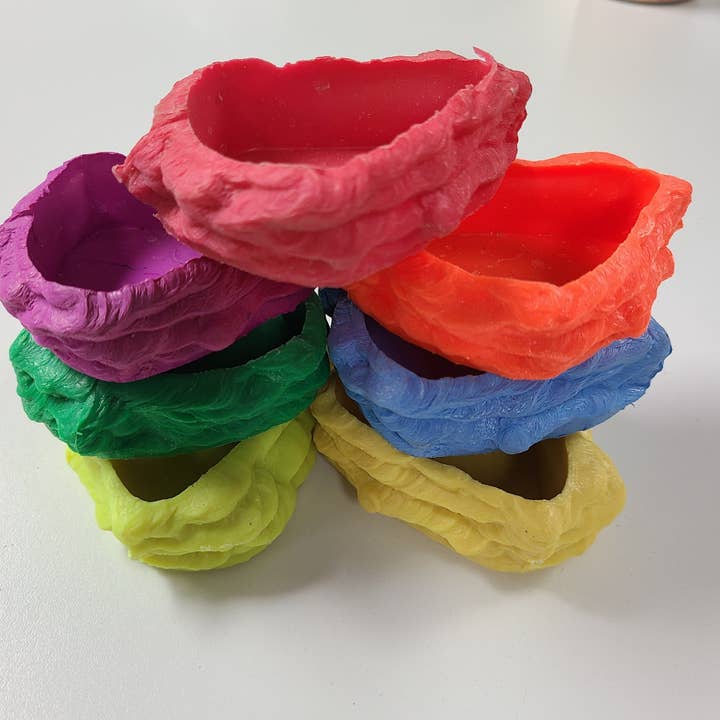 PLASTIC NEON CRAB POND for wholesale by Darlene's Shells