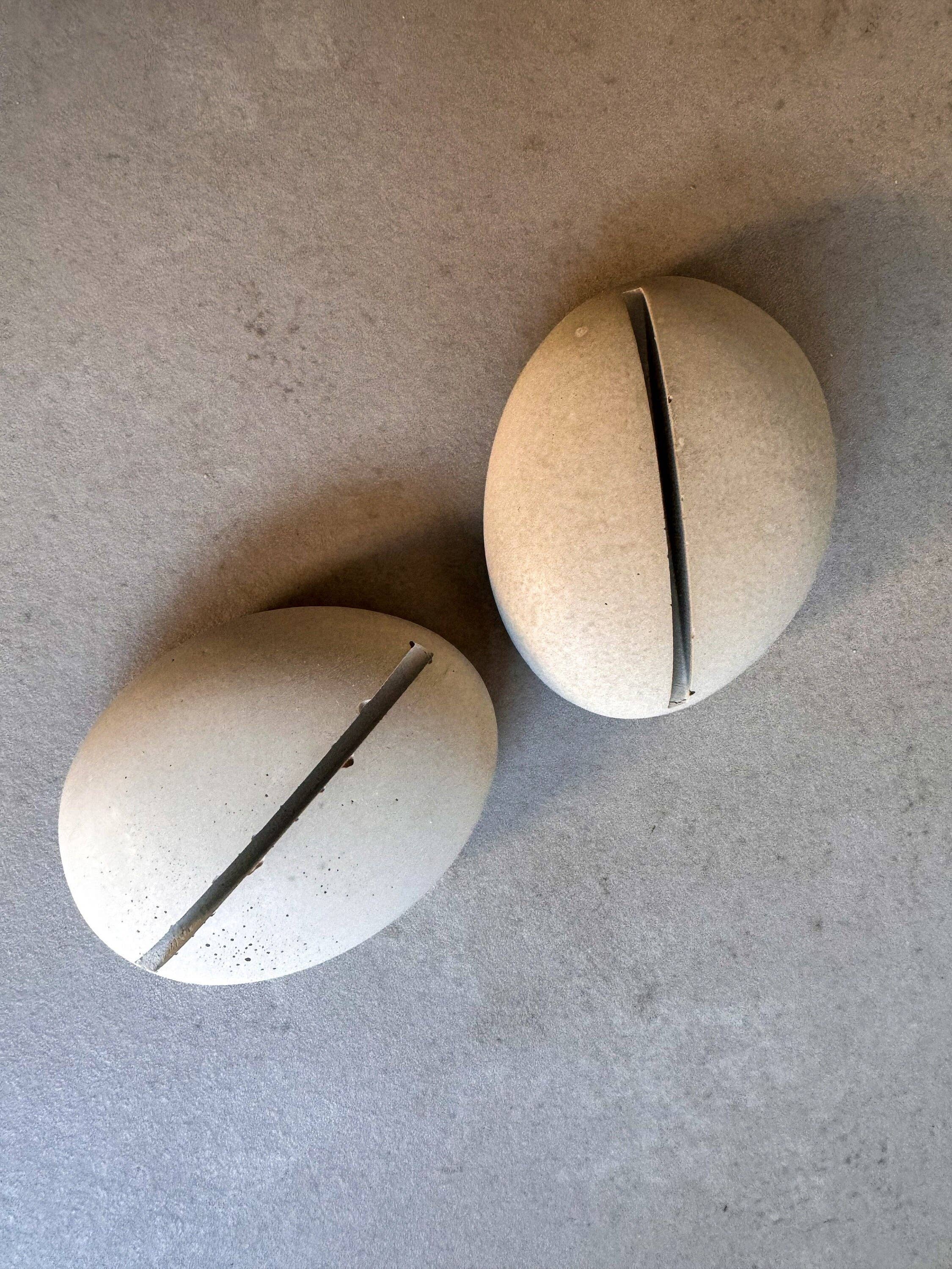 Minimal Loot Design – Engroshandel Skrivebordsindretning – Pebble kortholder i beton7