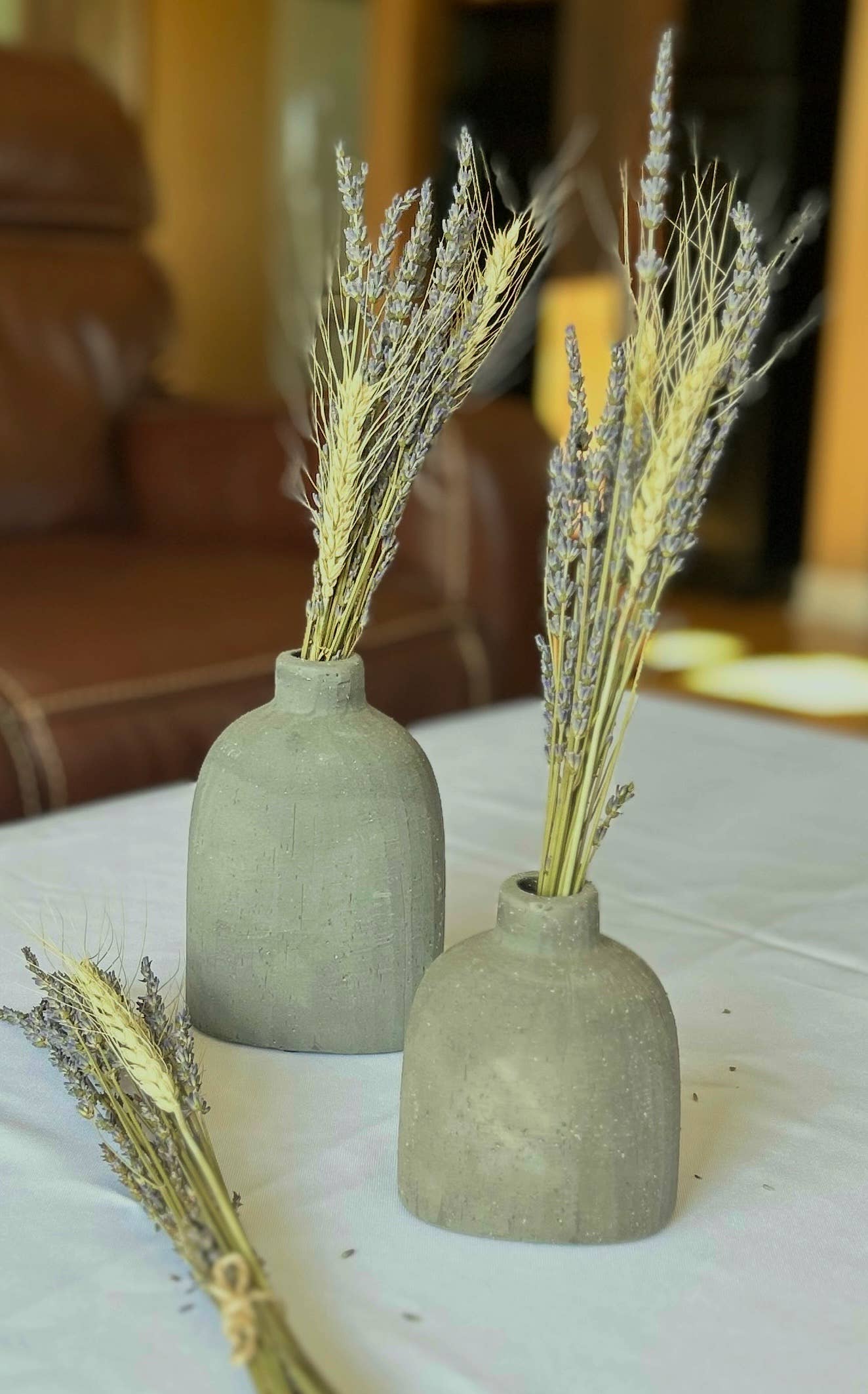 Lavender Creek Farm - Wholesale Dried/Pressed Flowers - Dried Lavender Mini-Bunches1