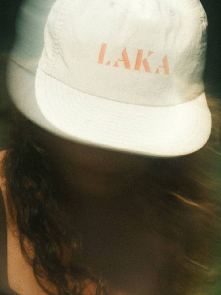 Gorra de apoyo a las mamás de LAKA para venta al por mayor de LAKA