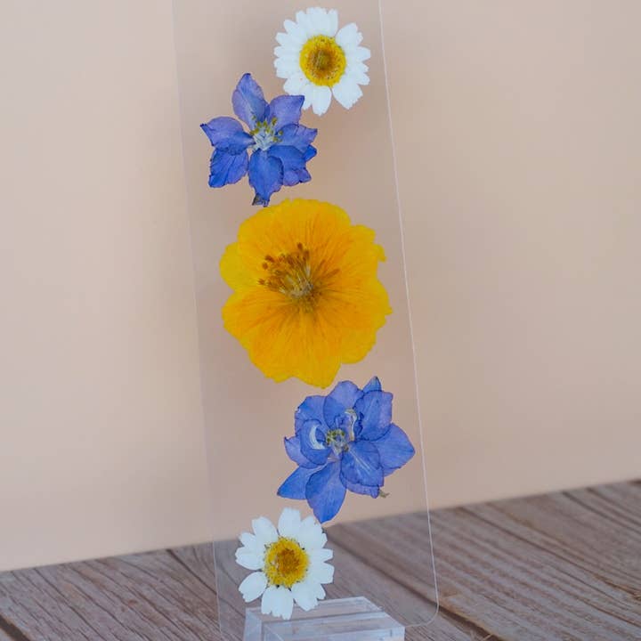 Page Petal - Wholesale Bookmark - Violet Sorrengail Bookmark0
