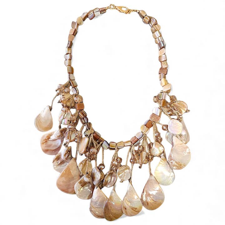 Gelaagde statement ketting met schelpen | Kustsieraden | Boho stijl voor wholesale door Bijoux Envie Statement Jewelry