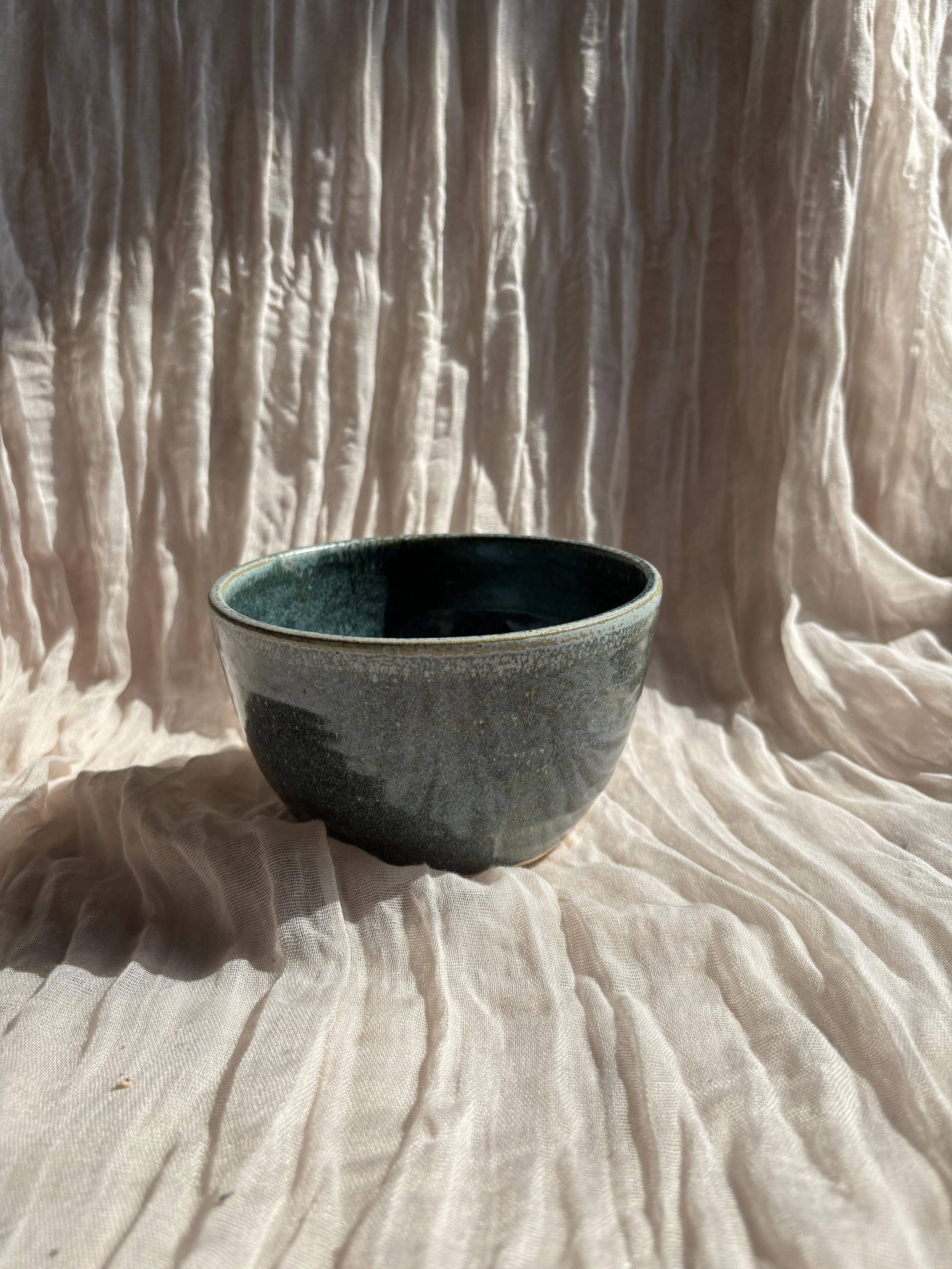 Charlotte Manser Ceramics – wholesale Bowl – Green Medium Bowl3