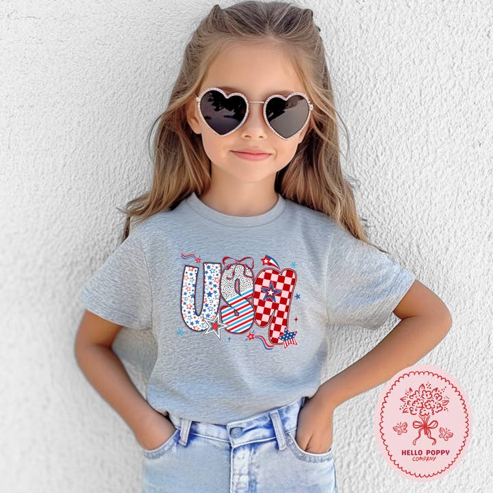 T-shirt en jersey de coton pour jeunes à carreaux avec nœuds Coquette USA pour la vente par Hello Poppy Company
