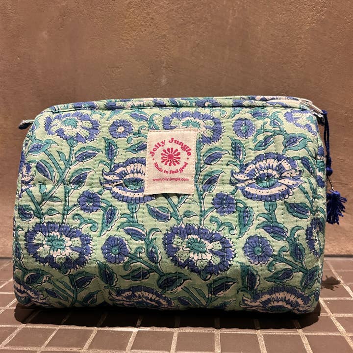 Jolly Jungle - Wholesale Toiletry Bag - Women's - Ocean Flower Kit2