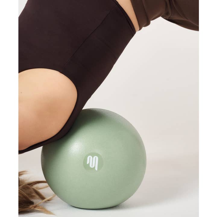 MoveActive - Wholesale Fitness Equipment - 20-22cm Pilates Ball - Matcha