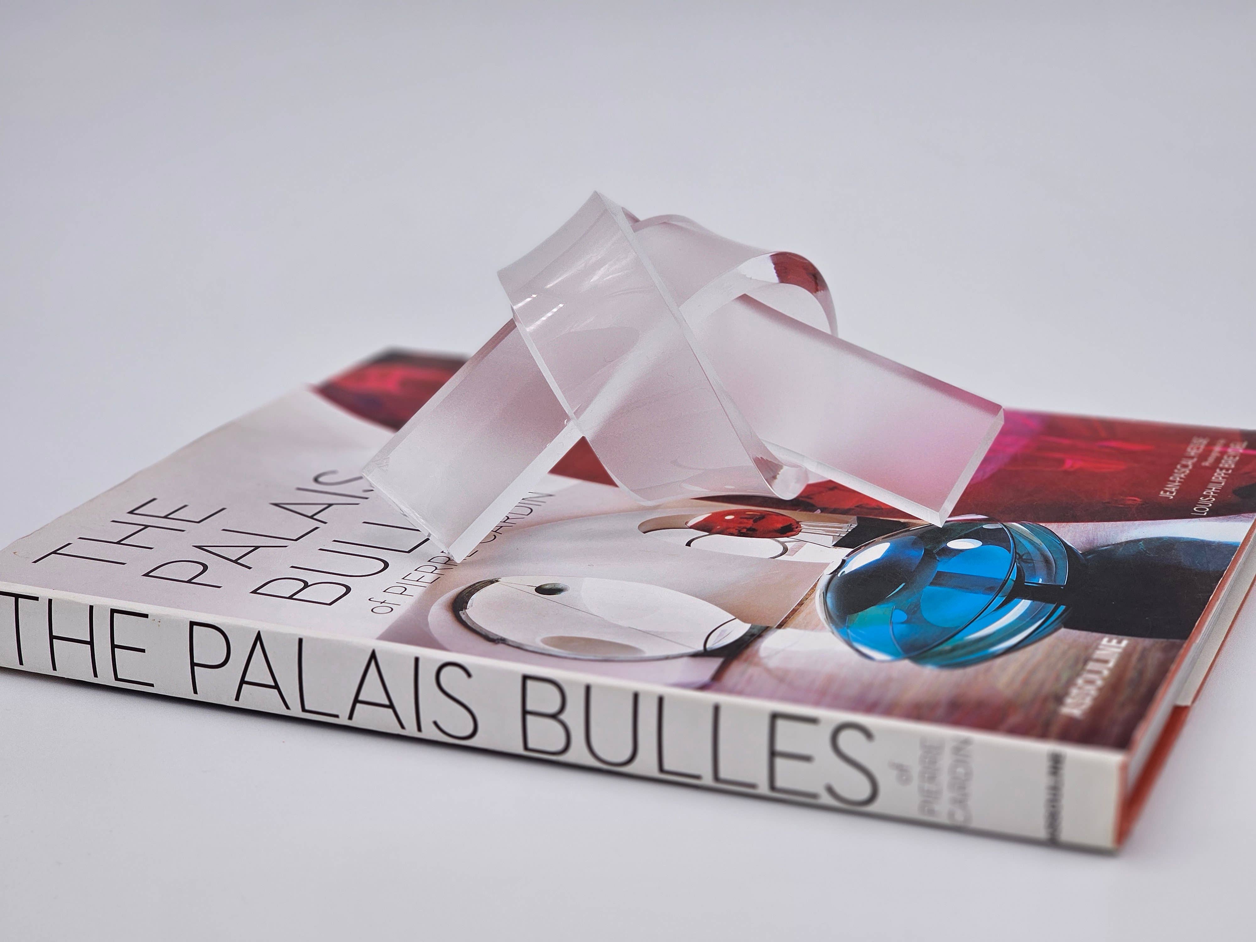 Somar Creations - Wholesale Decorative Tabletop Object - Acrylic Love Knot 23