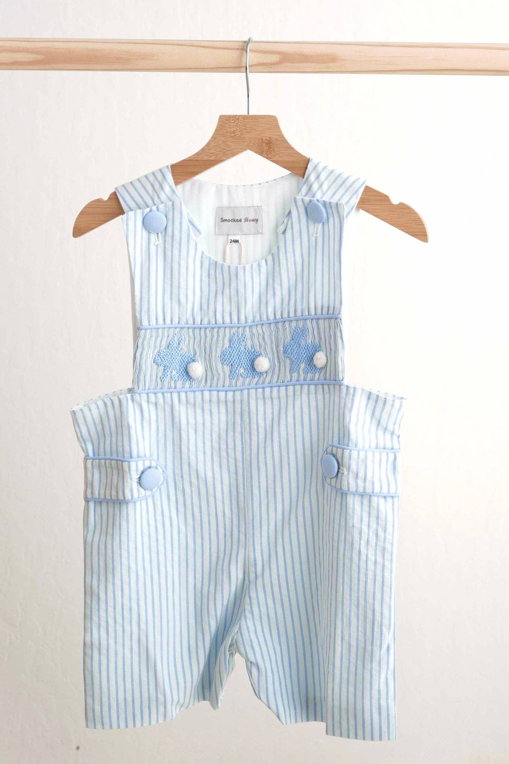 Aspen Rain Boutique - Venta al por mayor Peto - Bebés - Jonjon azul de niño con conejito de Pascua bordado a mano0