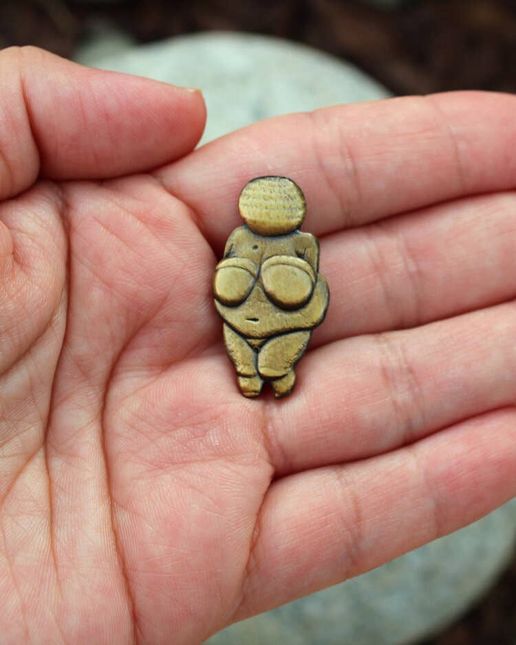Pin Museum - Wholesale Lapel Pin/Button - Venus of Willendorf • Enamel  Pin1