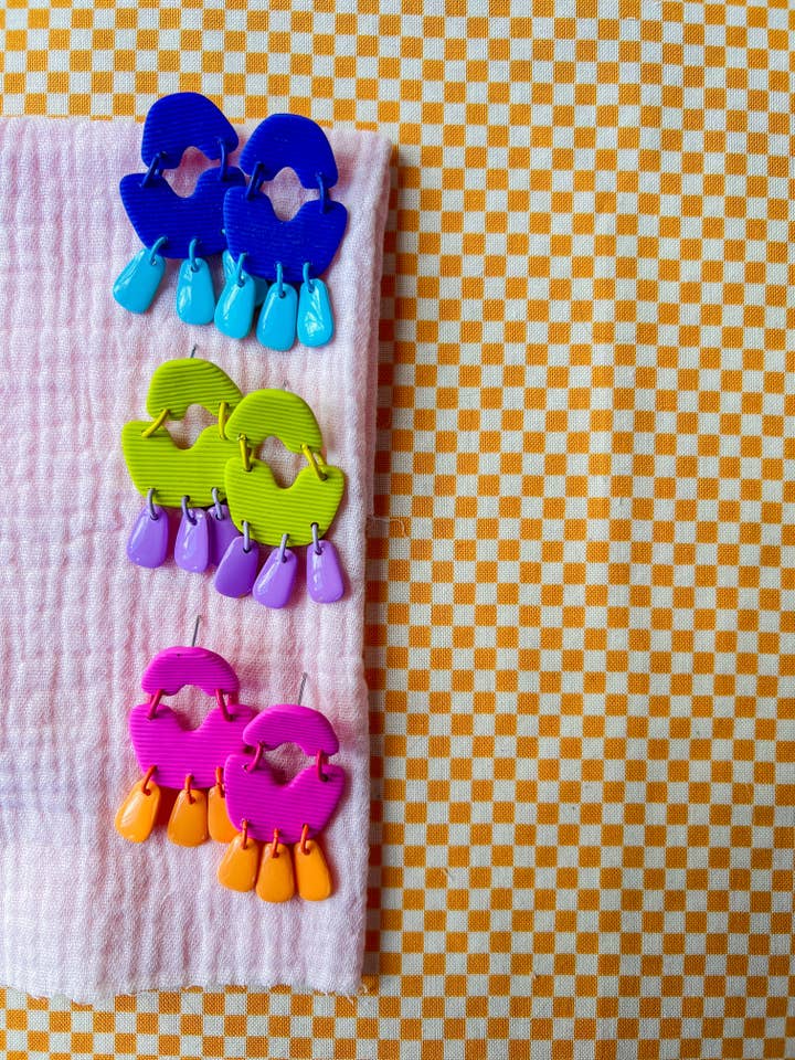 Joey | Boucles d'oreilles en argile pour la vente par Eleven + Jane