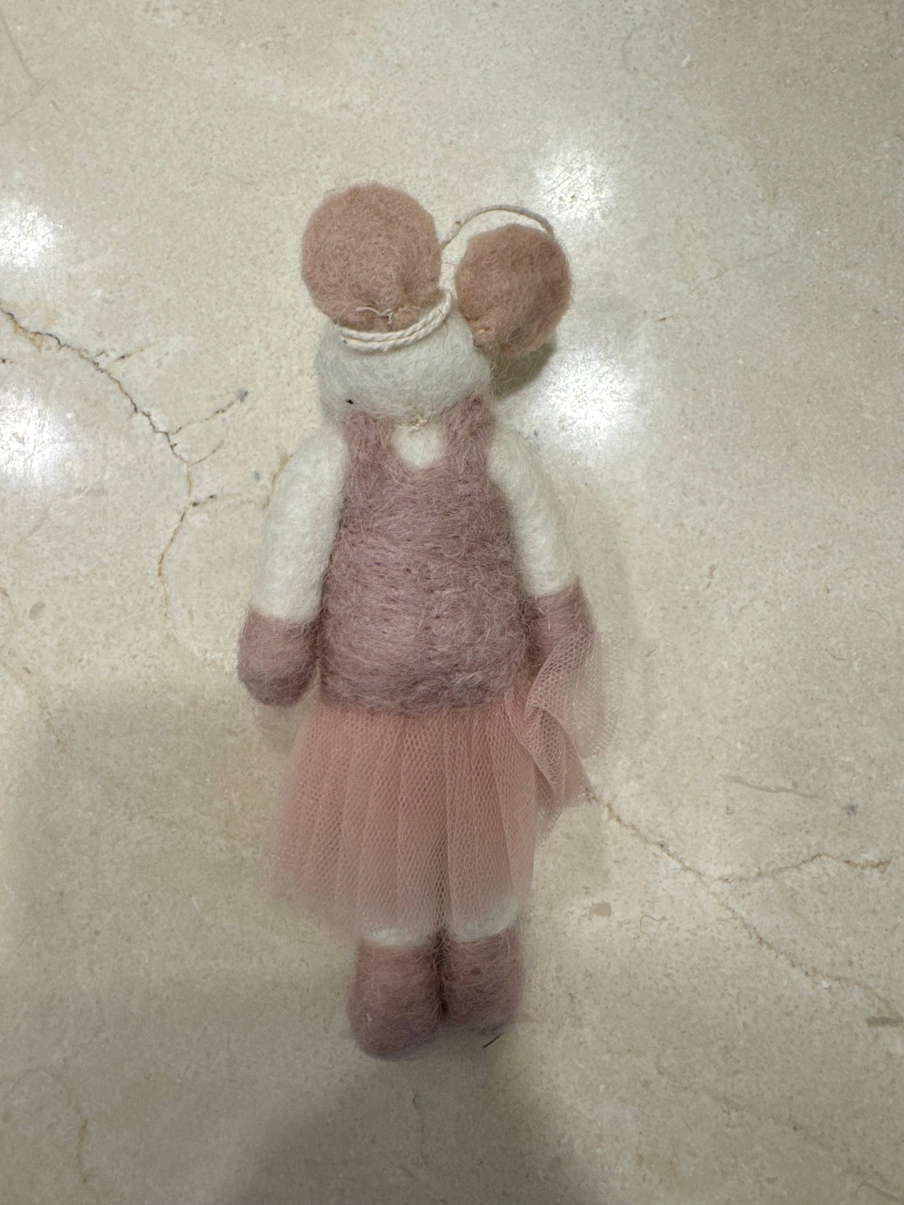 cerruti home - Vente Objets de décoration - Décoration « Ballerina Mouse Frances » en feutre faite à la main3