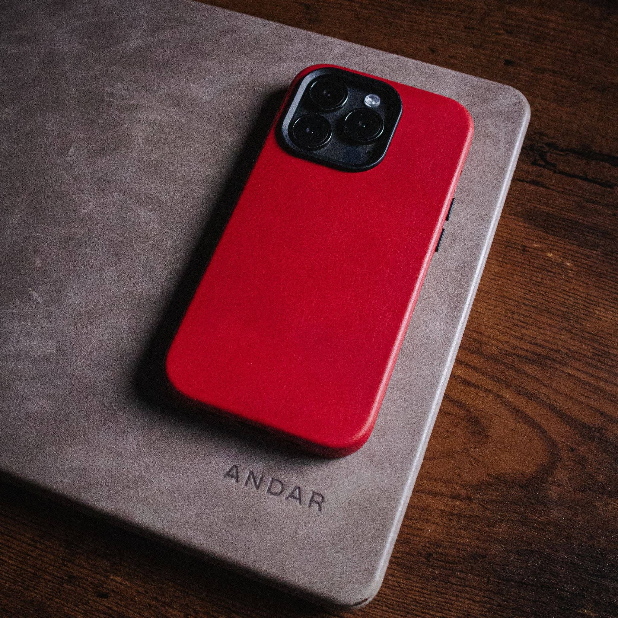Andar - Wholesale Phone Case - Unisex - The Aspen Full Grain Leather iPhone Phone Case with MagSafe176