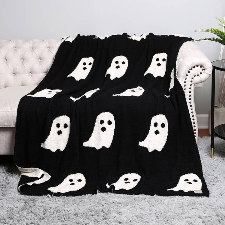 Sensibling Corp. - Wholesale Throw Blanket - Reversible Ghost Patterned Throw Blanket
7
