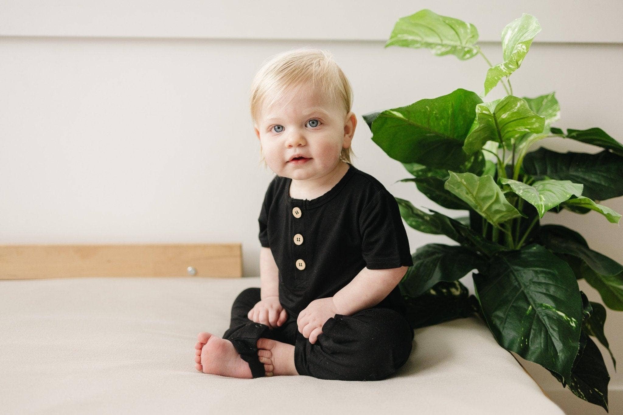 Little Joy Co. - Vente Barboteuse – bébé - Barboteuse Henley en bambou20