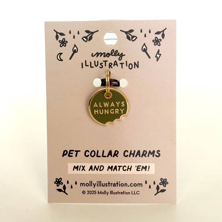 Pendentif de Collier pour Animaux Toujours Affamé pour la vente par Molly Illustration