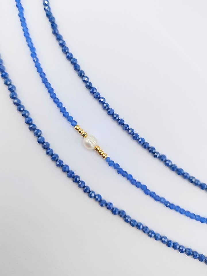 Miz Casa & Co Crystal Beaded Bracelet Stack Navy Single Pearl for wholesale by Izoa pty ltd