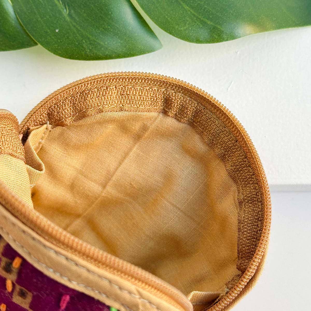 WorldFinds - Wholesale Pouch - Women's - Kantha Petite Pouch 💗3