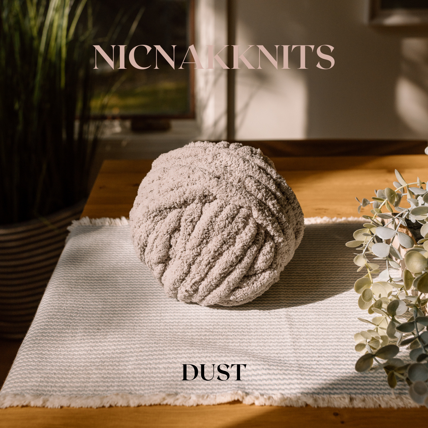 Nicnakknits - Wholesale Throw Blanket - Solid Colour - Handmade Chunky Knit Blanket2