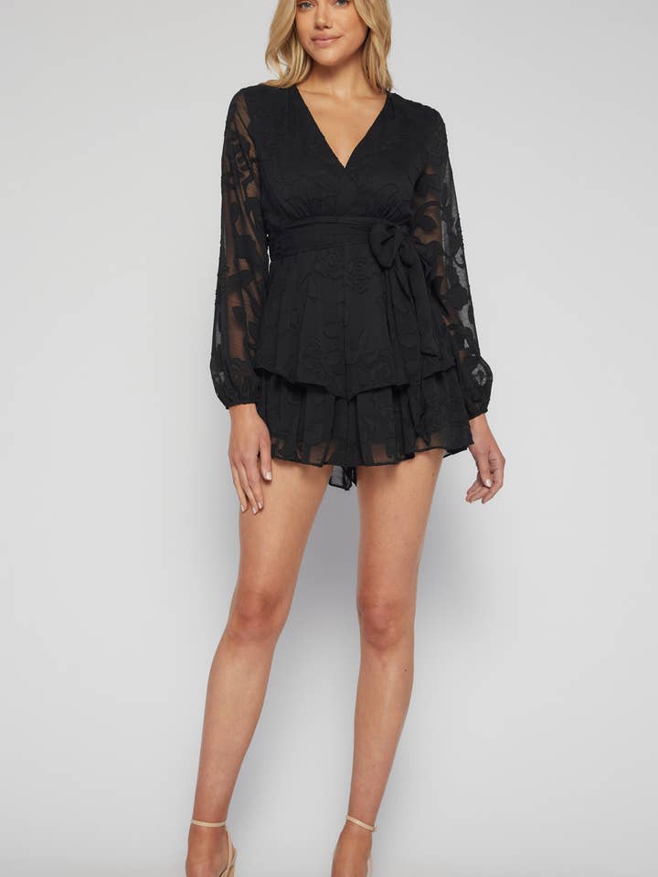 Tutina burnout floreale in chiffon con orlo increspato per la vendita all'ingrosso da parte di Style State Wholesale