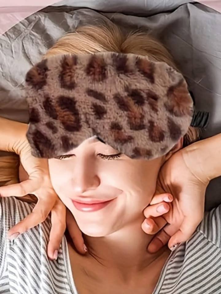 Leopard Pattern Fuzzy Sleep Comfort Relaxation Blinder for wholesale by 1 the Woman