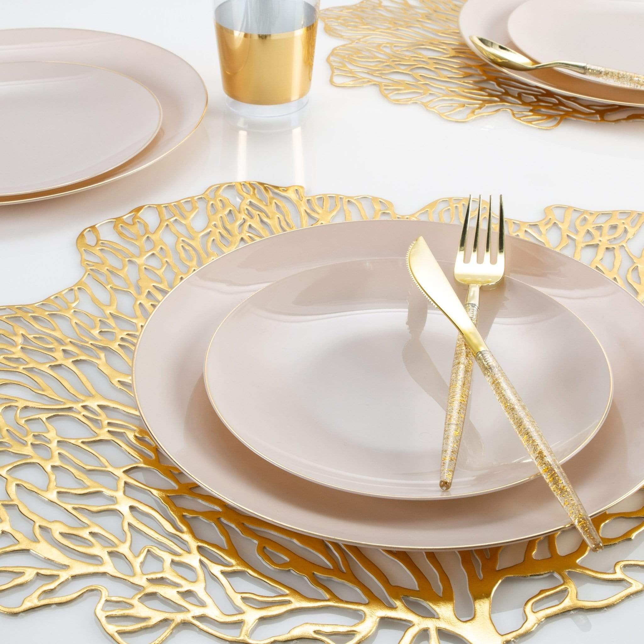 Luxe Party – wholesale Dinner plate – Round Linen • Gold Plastic Plates | 10 Pack4
