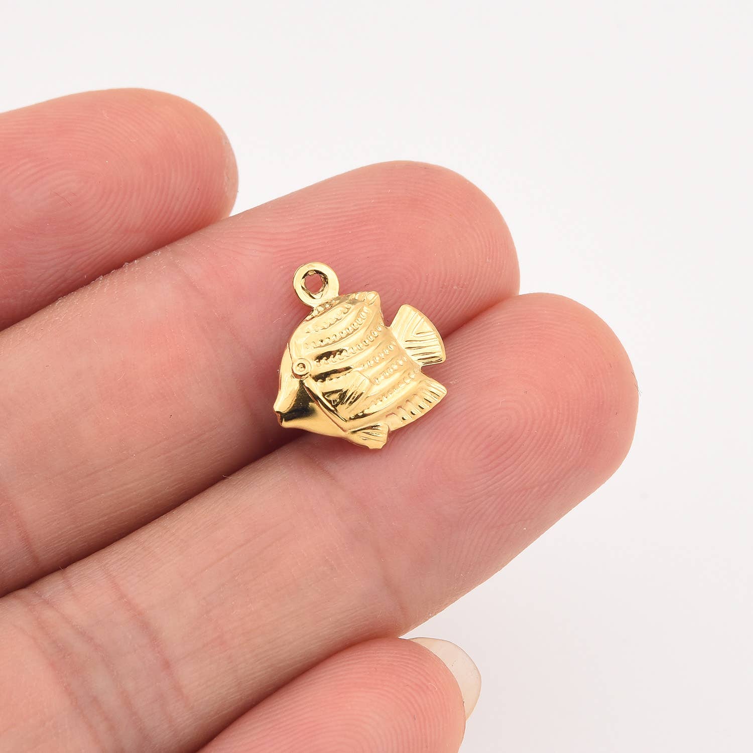 findings4uGem - Wholesale Pendant/Charm Necklace - Gold Filled Stainless Steel Fish Sea Charm Pendant, SCP0490