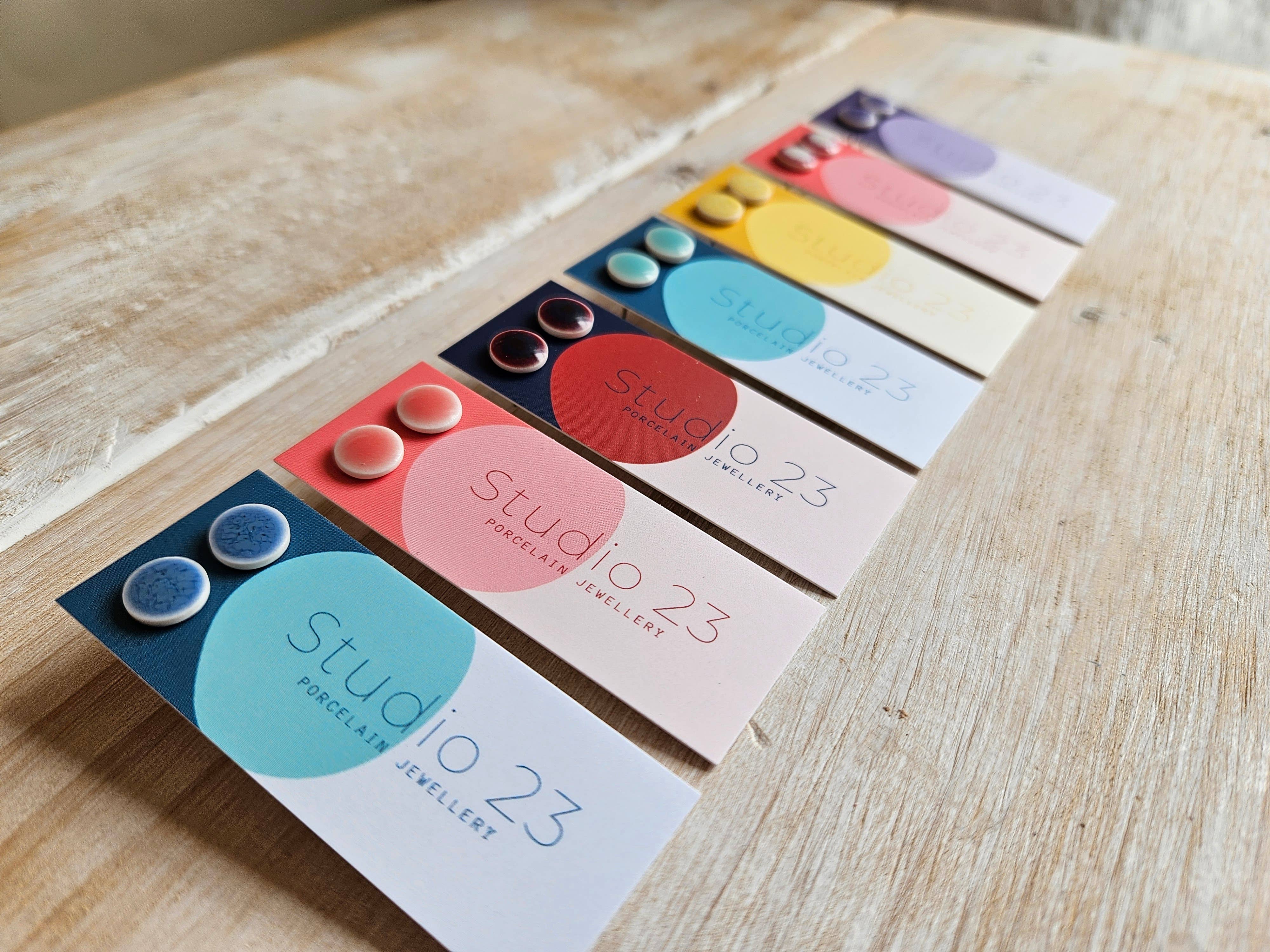 Studio 23 Ceramics - Vendita all'ingrosso Orecchini a bottone - Selezione di borchie1