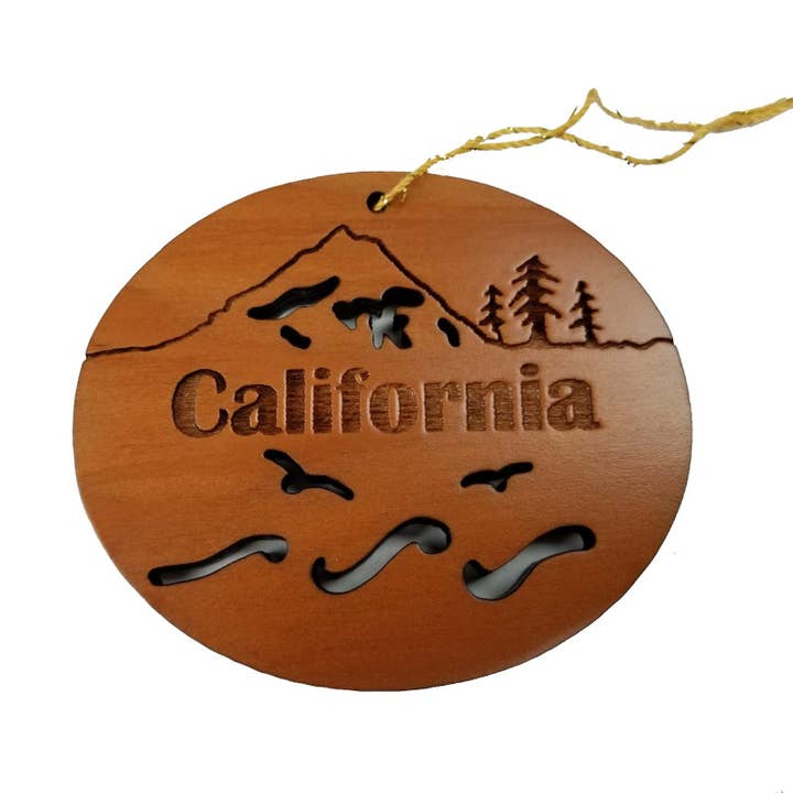 Ornement de Noël en bois ovale de Californie - Souvenir -15001 pour la vente par Happy Wood Products
